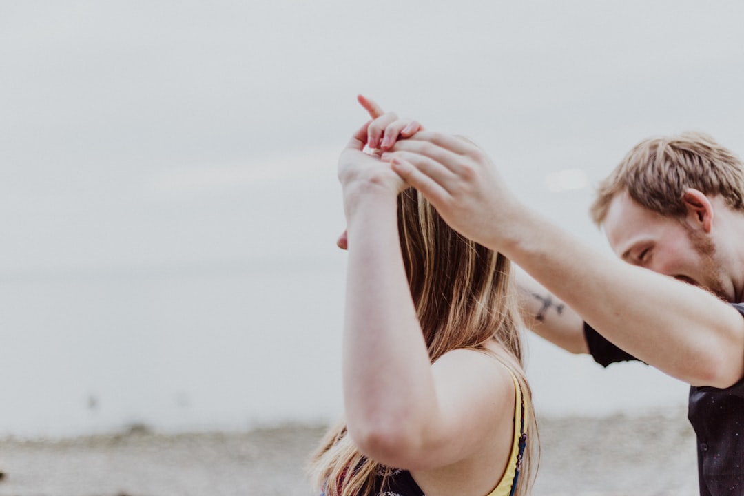 découvrez tout ce qu'il faut savoir sur le terme 'lead' : définition, types de leads, stratégies de génération et meilleures pratiques pour optimiser votre marketing et conversion.