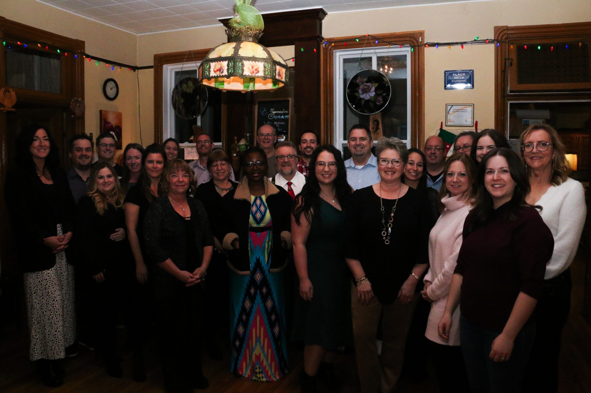 découvrez comment créer un effet vieilli authentique sur votre porte en 2025 grâce à nos astuces et techniques faciles à réaliser pour un style vintage tendance.