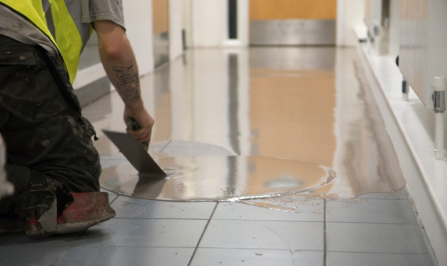 Enduit pour sol : tout savoir sur la préparation, la pose et l’entretien en 2025