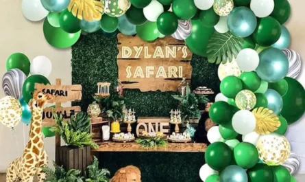 découvrez les tendances de la décoration jungle pour 2025 et transformez votre intérieur en un véritable oasis tropical moderne et élégant.