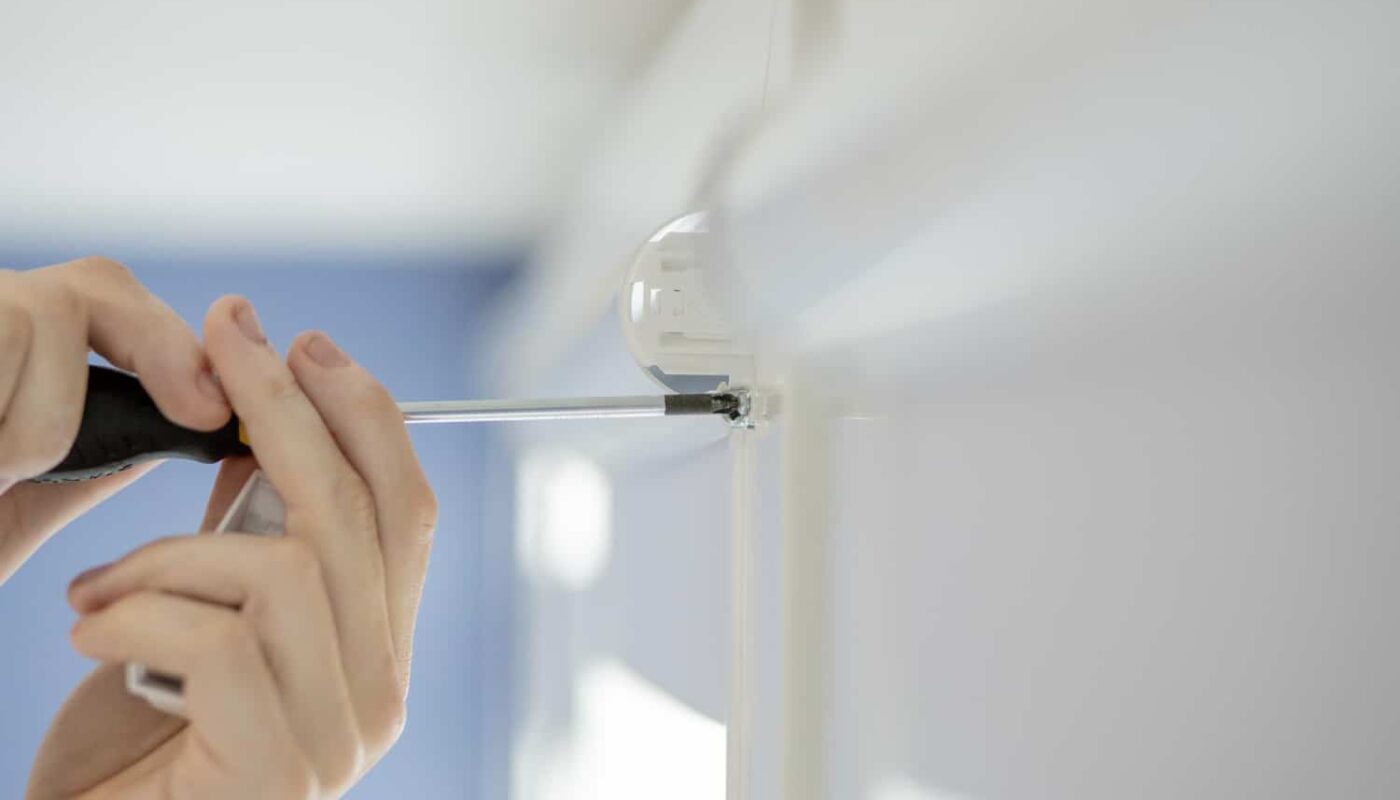 découvrez comment remplacer facilement le moteur de votre volet roulant pour assurer son bon fonctionnement et prolonger sa durée de vie.